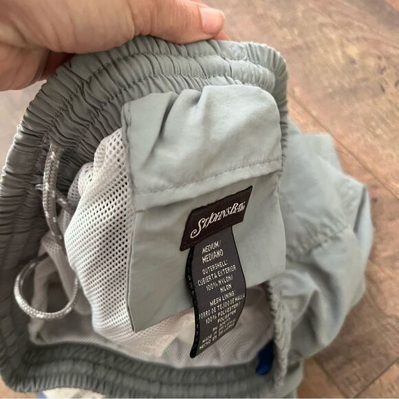 ST. JOHN'S BAY SWIM TRUNKS light grey Men’s Sz Medium NWT🏷 pockets , lined - Picture 5 of 15